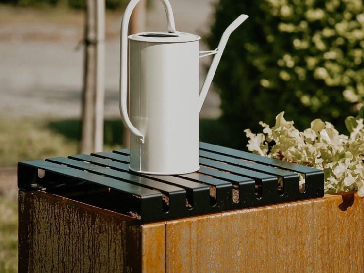 Stahl Auflagebank 40 cm für Pflanzkasten im Garten