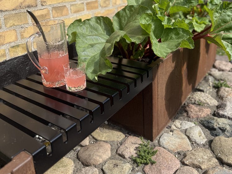 CUBY Bankset aus Cortenstahl für Terrasse