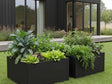Schwarzes Hochbeet aus Metall CUBY mit Gemüse auf moderner Terrasse