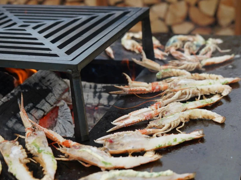 BBQ Feuerstelle Grill CUBY schwarz 80 x 80 x 40 cm